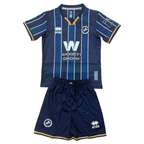Maglia ufficiale Millwall Casa 2026-27 per Bambino Maglia ufficiale Millwall Casa 2026-27 per Bambino
