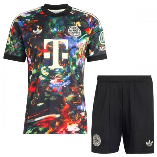 Maglia ufficiale FC Bayern Monaco Oktoberfest 2026-27 per Bambino Maglia ufficiale FC Bayern Monaco Oktoberfest 2026-27 per Bambino
